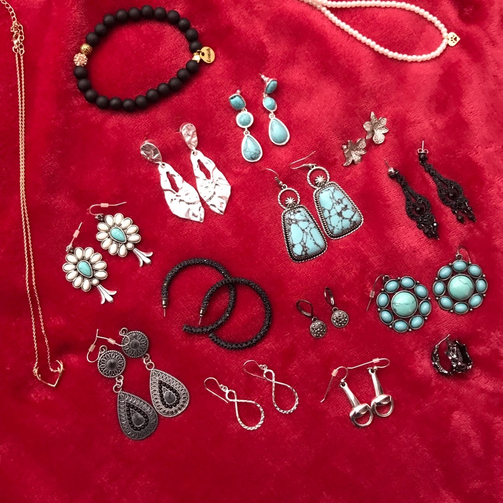 Jewelry Lot
